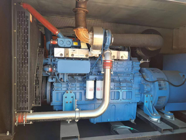 那坡柴油发电机组一般有几种电压输出？