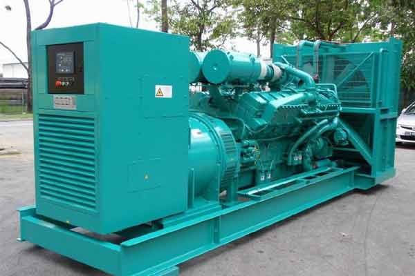 那坡柴油发电机组电压不稳定怎样维修？